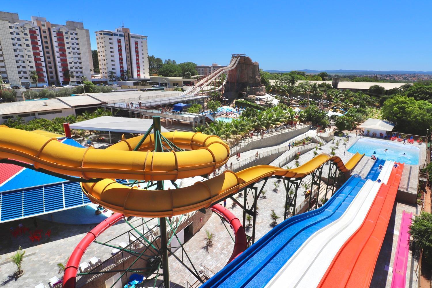 Spazzio Diroma - Com Acesso Acqua Park Caldas Novas Ngoại thất bức ảnh